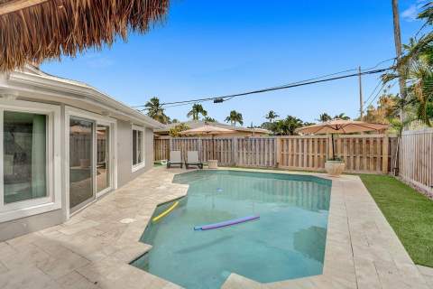 470 SE 4th Court, Pompano Beach FL - photo 10 of 58