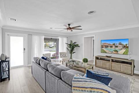 470 SE 4th Court, Pompano Beach FL - photo 17 of 58