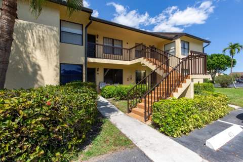 4715 Lucerne Lakes Boulevard #205, Lake Worth FL - photo 14 of 15