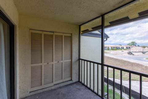 4715 Lucerne Lakes Boulevard #205, Lake Worth FL - photo 11 of 15