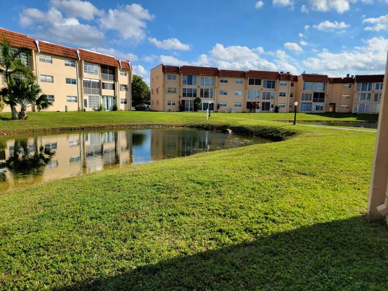 2 bedroom Condominium at 8950 Sunrise Lakes Boulevard #112, Sunrise Lakes 80 Condo, Sunrise — photo 3
