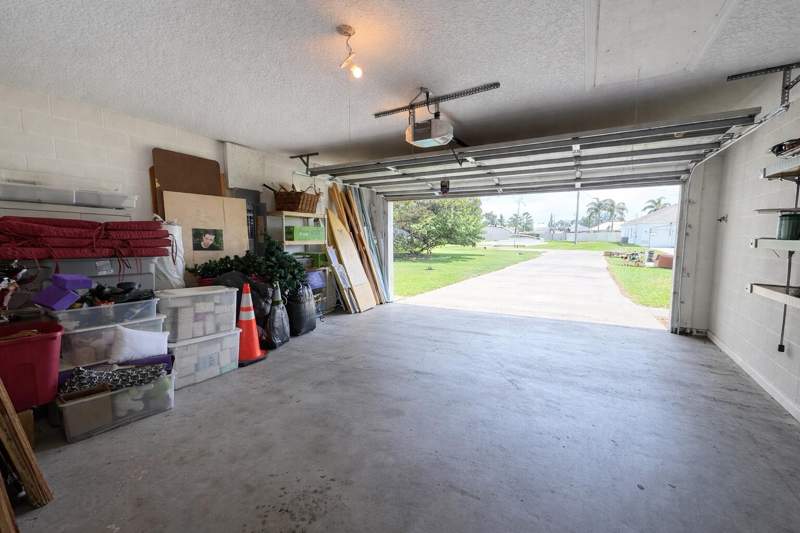 4 bedroom Single Family Residence at 3672 SW Vollmer Street, Port St Lucie-Sec 19, Port St. Lucie — photo 4