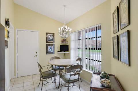 8423 Juddith Avenue, Boynton Beach FL - photo 9 of 41