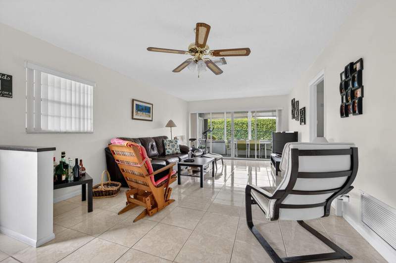 2 bedroom Villa at 622 Hummingbird Lane, Country Manors Condo, Delray Beach — photo 2