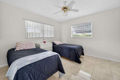 622 Hummingbird Lane, Delray Beach FL - photo 14 of 36