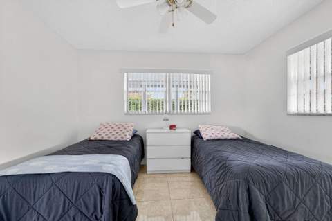 622 Hummingbird Lane, Delray Beach FL - photo 15 of 36