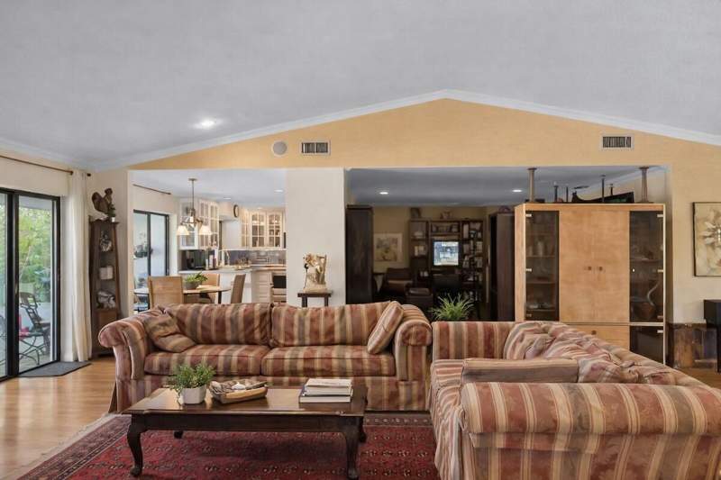 4 bedroom Single Family Residence at 20952 Delagado Terrace, Estancia 04 Via Verde, Boca Raton — photo 3