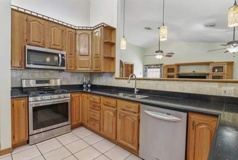 16244 E Downers Drive, Loxahatchee FL - photo 12 of 72