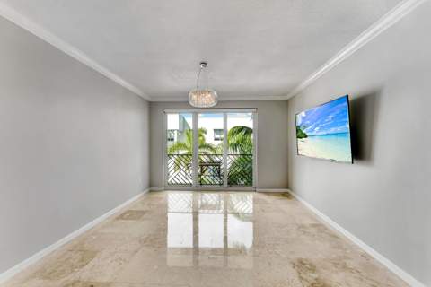 225 NE 1st Street #409 (ph-09), Delray Beach FL - photo 18 of 35