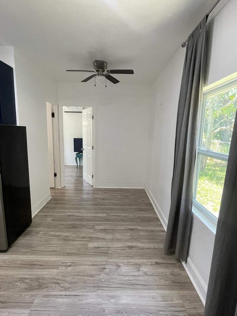 1 bedroom Single Family Residence at 1706 N 15th Street, Irene Plaza, Fort Pierce — photo 4