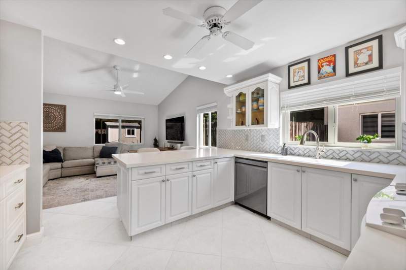 3 bedroom Single Family Residence at 15541 Dover Court, Hawkes Bluff, Davie — photo 5