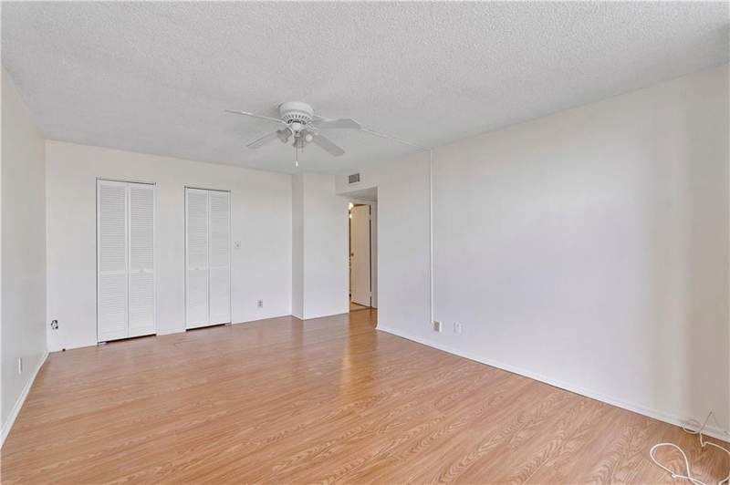 2 bedroom Condominium at 1000 Parkview Drive #507, Oceanview Park Condo, Hallandale Beach — photo 3