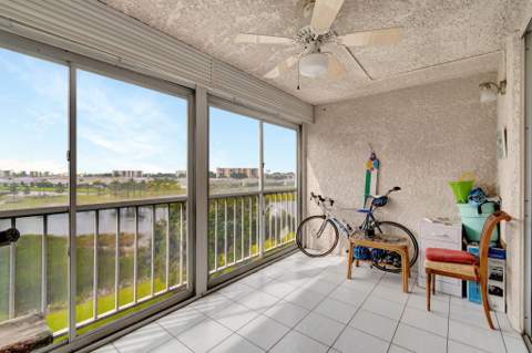 14575 Bonaire Boulevard #402, Delray Beach FL - photo 17 of 40