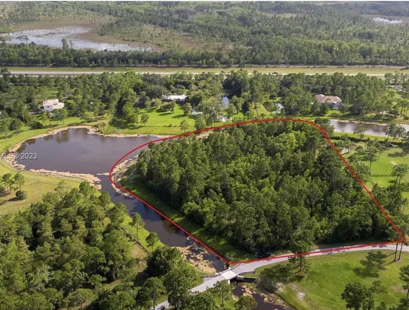 5 bedroom Single Family Residence at 12770 Sugar Creek Drive, Caloosa, West Palm Beach — photo 4