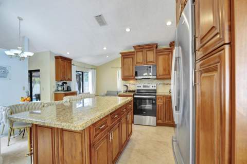 10527 Zurich Street, Cooper City FL - photo 19 of 58