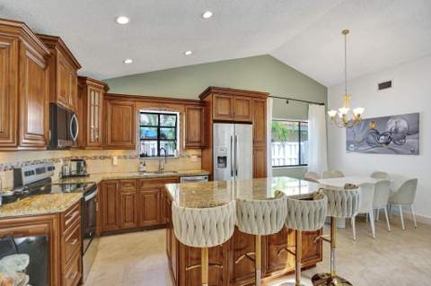 10527 Zurich Street, Cooper City FL - photo 22 of 58