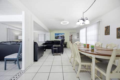 2917 SW 54th Street, Dania Beach FL - photo 6 of 26