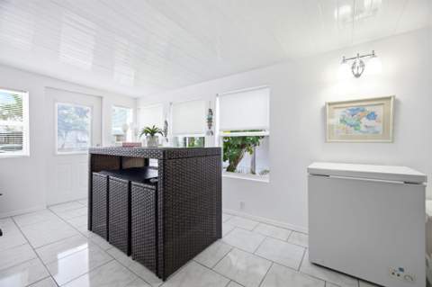 2917 SW 54th Street, Dania Beach FL - photo 10 of 26