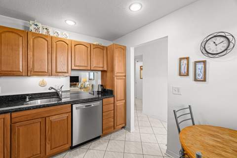 2515 NE 1st Court #4100, Boynton Beach FL - photo 8 of 33