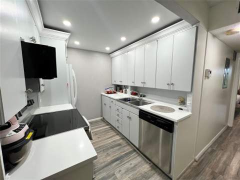 410 Grantham A #410, Deerfield Beach FL - photo 6 of 42