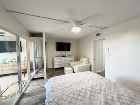 410 Grantham A #410, Deerfield Beach FL - photo 13 of 42