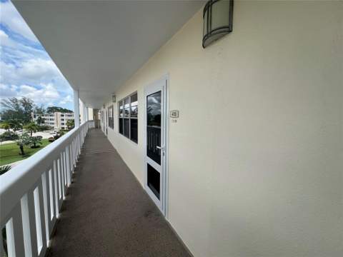 410 Grantham A #410, Deerfield Beach FL - photo 19 of 42