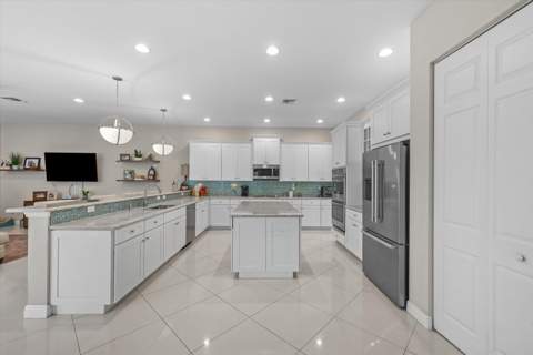 108 Casa Circle, Jupiter FL - photo 11 of 53