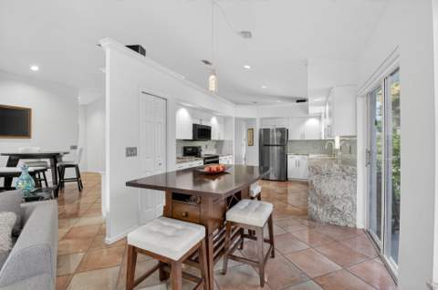 11590 Creekside Drive, Boynton Beach FL - photo 8 of 26