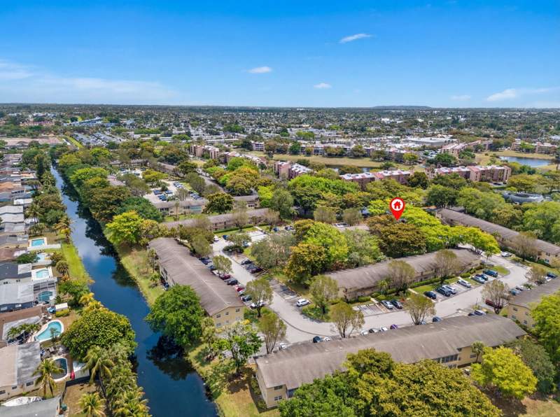 2 bedroom Condominium at 7680 NW 1st Street #201, Oriole Gardens Three 81 Condo, Margate — photo 5