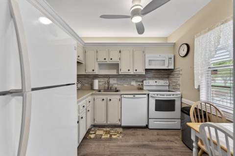 7680 NW 1st Street #201, Margate FL - photo 7 of 28