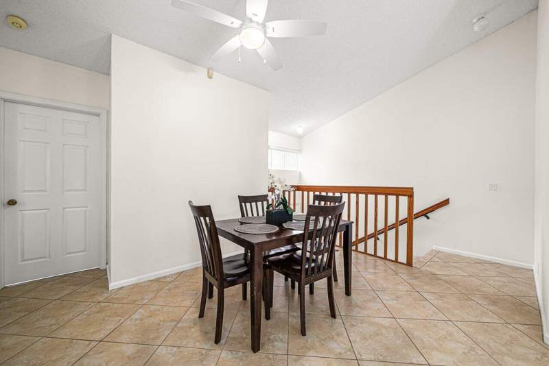 2 bedroom Condominium at 16 Via De Casas Sur #204, South Lake Condo, Boynton Beach — photo 5