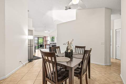 16 Via De Casas Sur #204, Boynton Beach FL - photo 6 of 30
