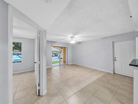 5560 NW 61st Street #707, Coconut Creek FL - photo 9 of 48