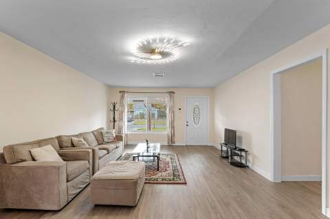 2861 SW 9th Street, Boynton Beach FL - photo 18 of 33