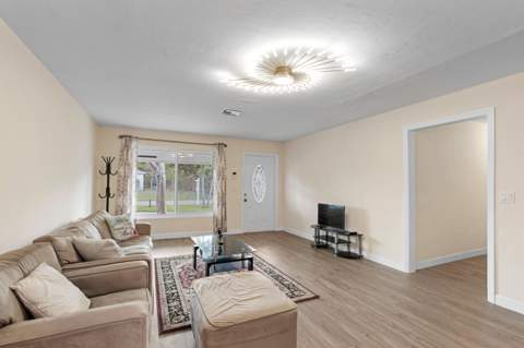 2861 SW 9th Street, Boynton Beach FL - photo 19 of 33