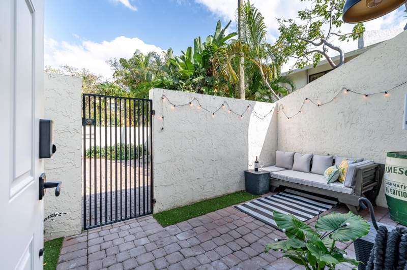 2 bedroom Townhouse at 563 NE 7th Avenue #1B, 7 East Condo, Fort Lauderdale — photo 5
