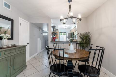 563 NE 7th Avenue #1B, Fort Lauderdale FL - photo 12 of 30