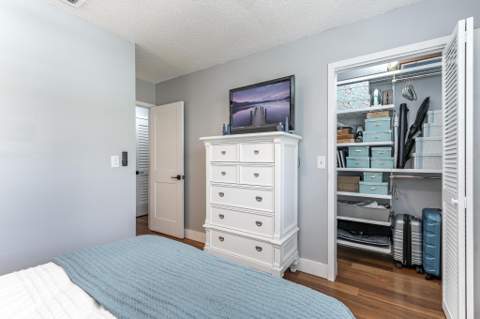 563 NE 7th Avenue #1B, Fort Lauderdale FL - photo 24 of 30
