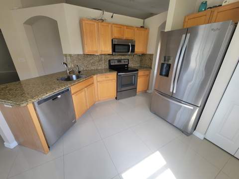 536 SW Indian Key Drive, Port St. Lucie FL - photo 9 of 21
