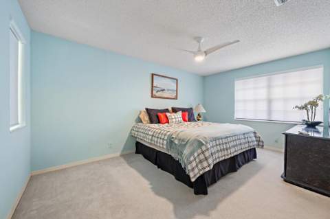 18 Windsor Lane, Palm Beach Gardens FL - photo 14 of 25