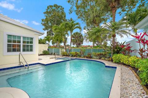 18 Windsor Lane, Palm Beach Gardens FL - photo 20 of 25
