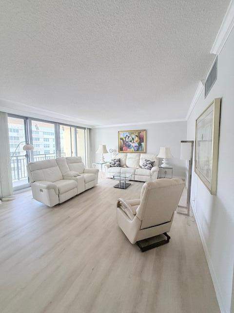 1180 S Ocean Boulevard #16 D, Boca Raton FL - photo 6 of 50