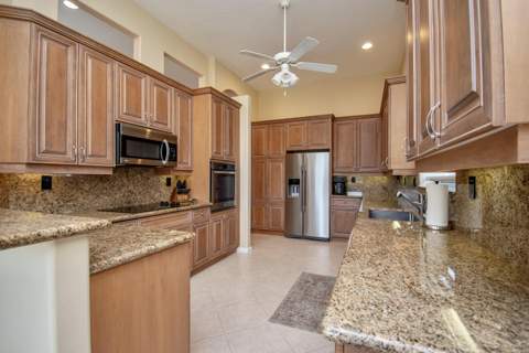 7080 Demedici Circle #7080, Delray Beach FL - photo 11 of 50