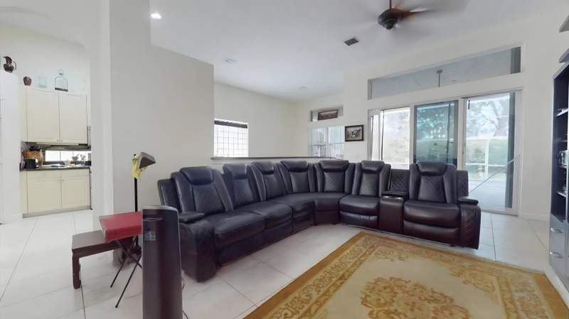3 bedroom Single Family Residence at 10072 Armani Drive, Mizner Falls, Boynton Beach — photo 3