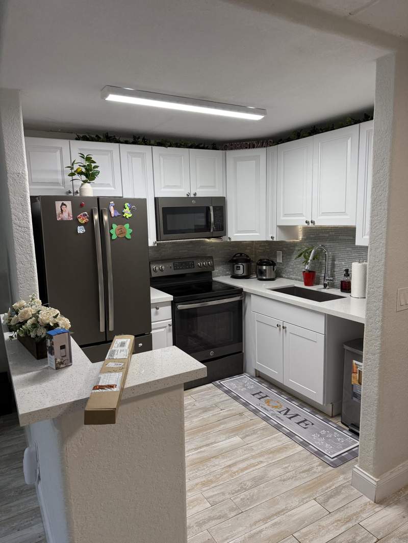 1 bedroom Condominium at 2000 Springdale Boulevard #108, Village Green 4 Condo, Palm Springs — photo 4
