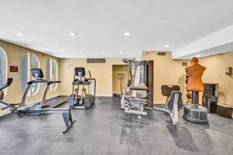 200 Diplomat Parkway #326, Hallandale Beach FL - photo 22 of 31