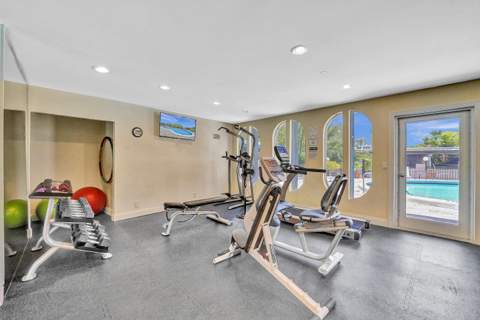 200 Diplomat Parkway #326, Hallandale Beach FL - photo 21 of 31