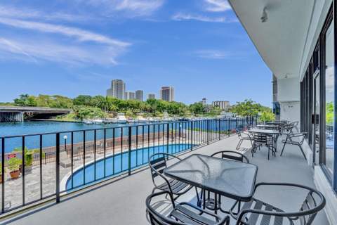 200 Diplomat Parkway #326, Hallandale Beach FL - photo 18 of 31