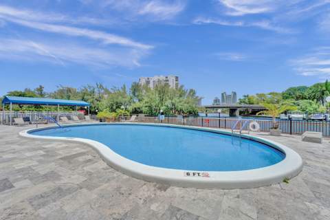 200 Diplomat Parkway #326, Hallandale Beach FL - photo 20 of 31