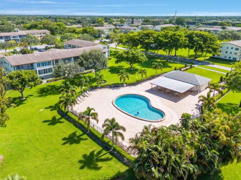 204 Mansfield E #204, Boca Raton FL - photo 8 of 18